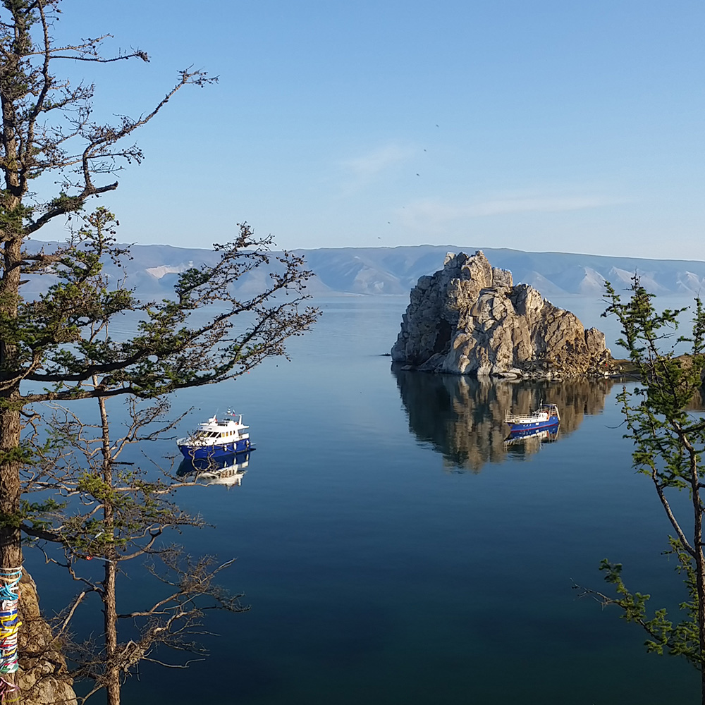 Экскурсия на скалу Шаманка, святые места на Байкале, ритуалы шаманов на  Байкале -Байкал -Интересные места